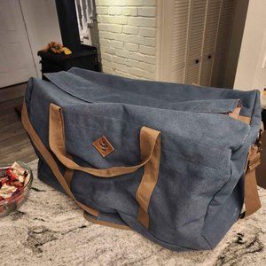 Revelry The Continental - Smell Proof Large Duffle